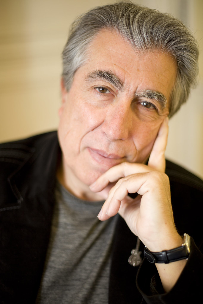 "Leer me salvó la vida, escribir le dio un sentido". Jordi Sierra i Fabra, escritor